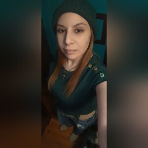 Meet your Posher, Yesenia